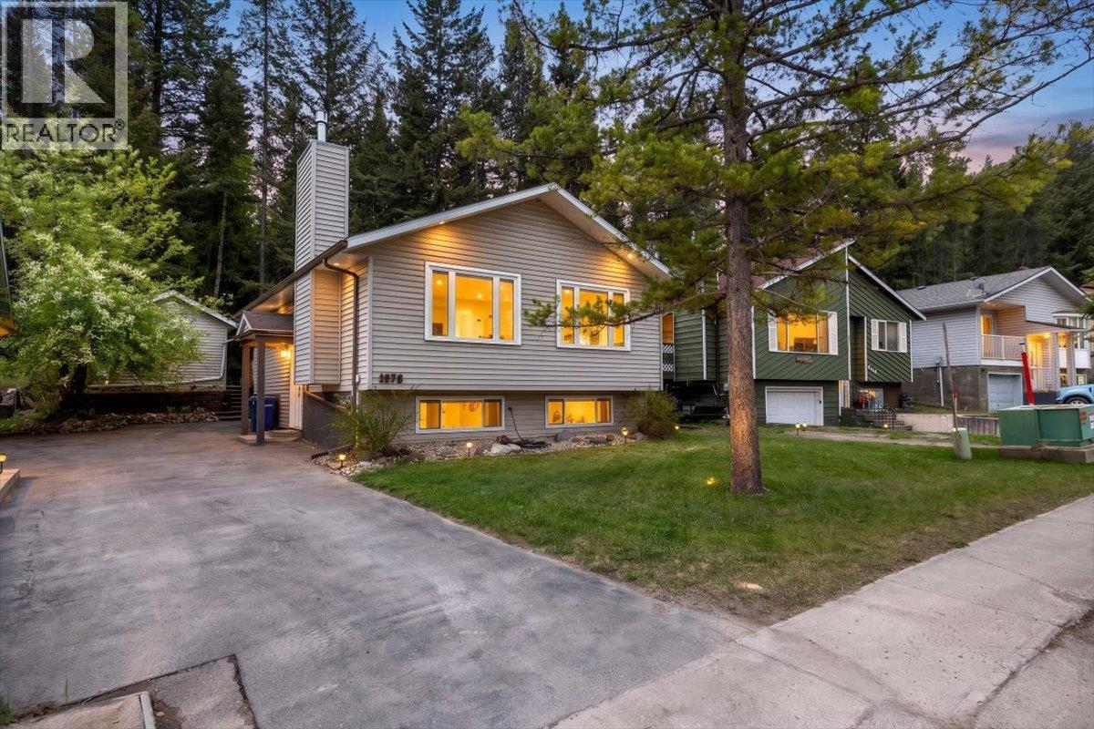 1272 Ponderosa Drive, Sparwood, British Columbia  V0B 2G2 - Photo 1 - 10387635