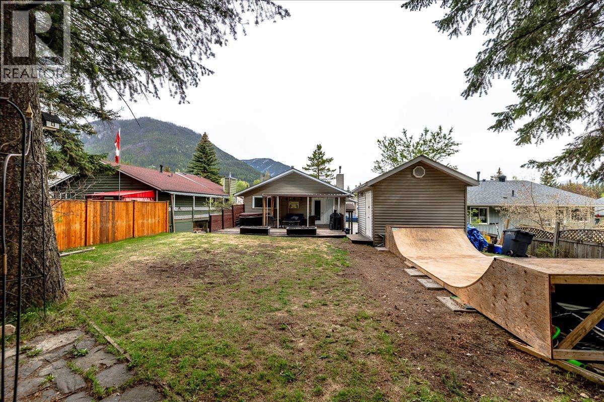 1272 Ponderosa Drive, Sparwood, British Columbia  V0B 2G2 - Photo 40 - 10387635