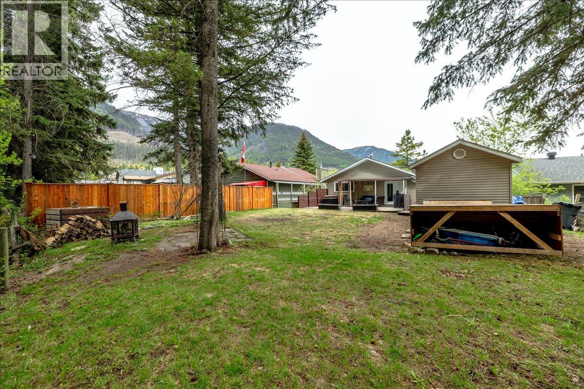 1272 Ponderosa Drive, Sparwood, British Columbia  V0B 2G2 - Photo 42 - 10387635