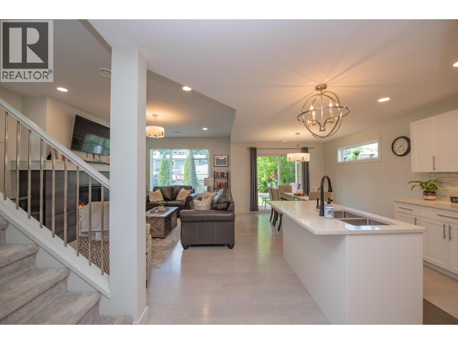 6635 Tronson Road Unit# 27, Vernon, British Columbia  V1H 2K4 - Photo 5 - 10387275