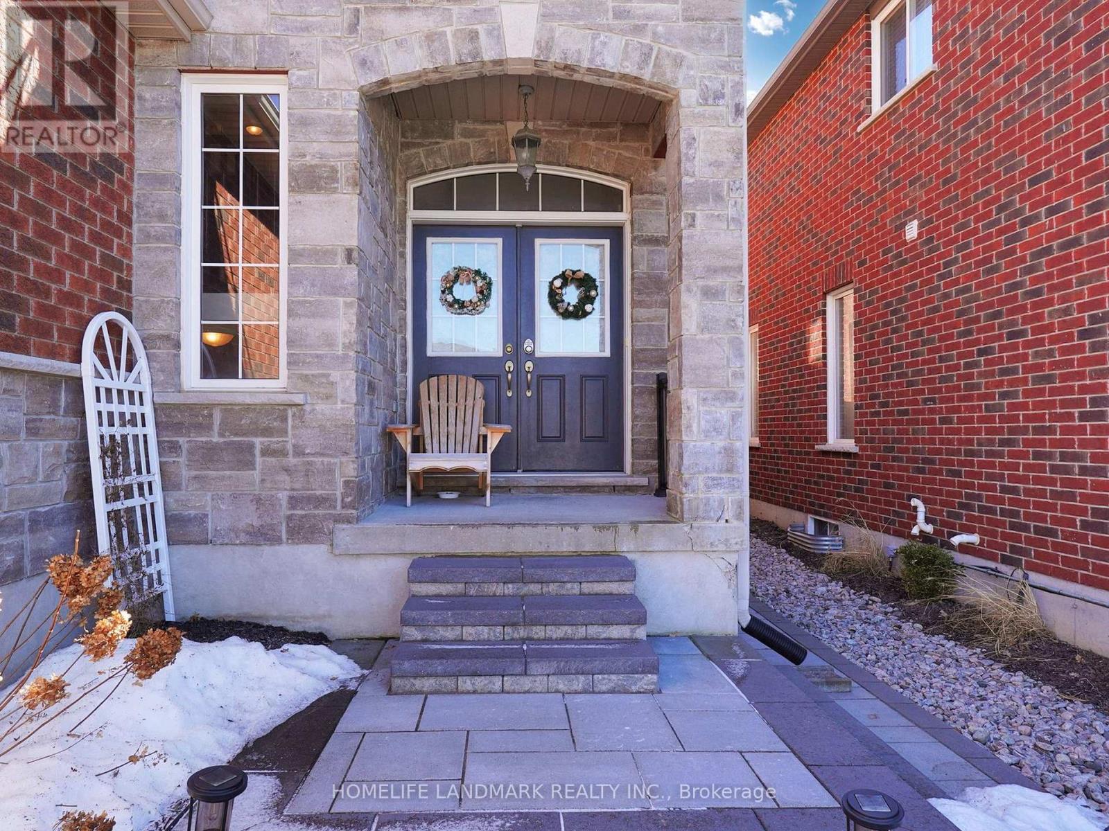 73 Graihawk Drive, Barrie (Ardagh), Ontario  L4N 6G7 - Photo 4 - S13134742