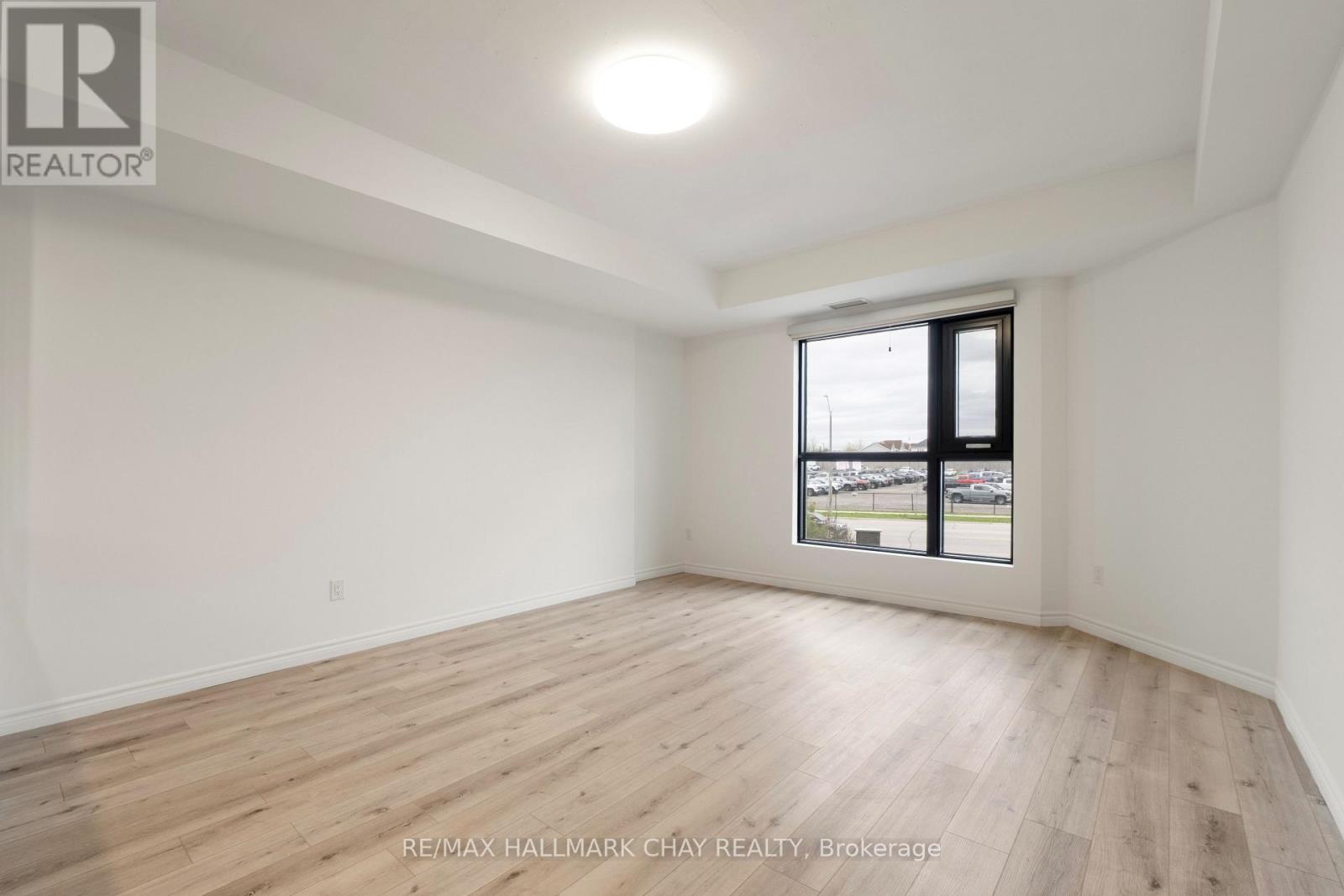 202 - 30 Hanmer Street W, Barrie, Ontario  L4N 0J8 - Photo 18 - S13134754
