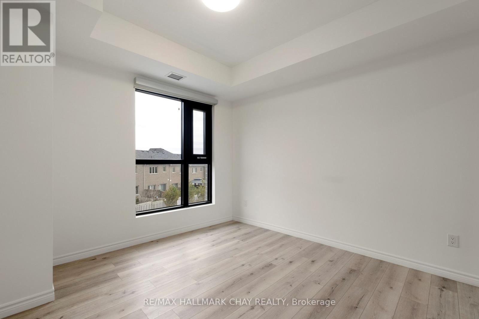 202 - 30 Hanmer Street W, Barrie, Ontario  L4N 0J8 - Photo 19 - S13134754