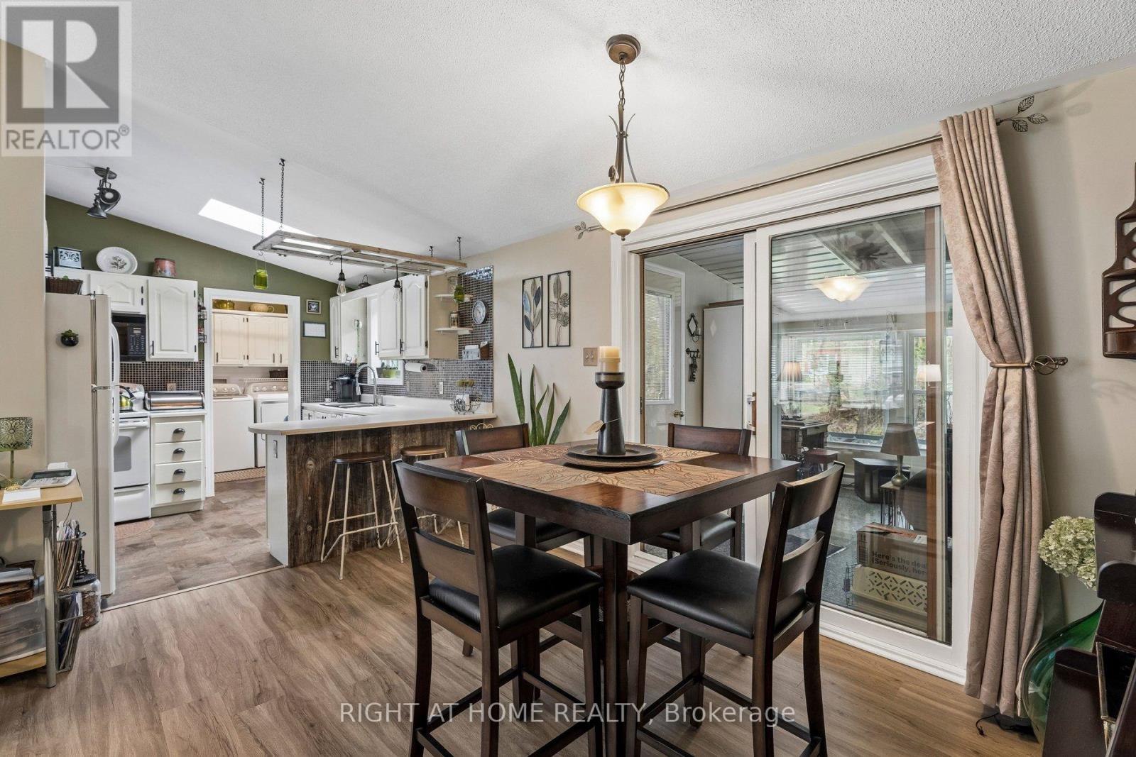 1 Allen Drive S, Wasaga Beach, Ontario  L9Z 1K5 - Photo 18 - S13134806