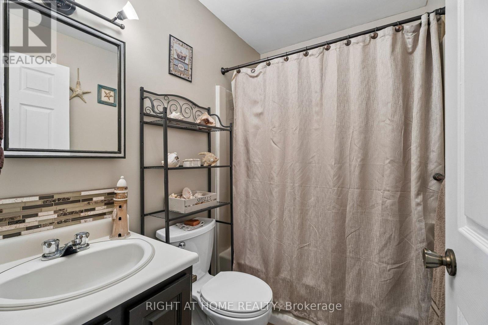 1 Allen Drive S, Wasaga Beach, Ontario  L9Z 1K5 - Photo 30 - S13134806