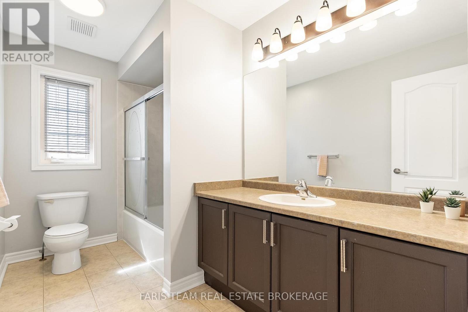 135 Prince William Way, Barrie (Innis-Shore), Ontario  L4M 7H6 - Photo 38 - S13134820