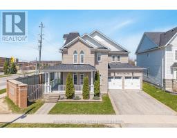 135 PRINCE WILLIAM WAY, Barrie, Ontario