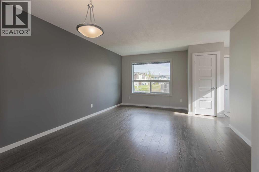 1, 1180 Keystone Road W, Lethbridge, Alberta  T1J 5H6 - Photo 8 - A2310137