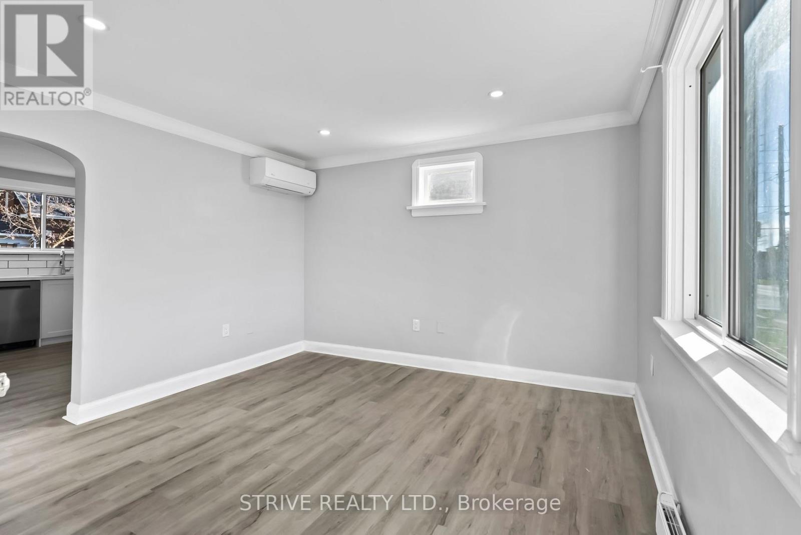 73 Central Park Boulevard N, Oshawa, Ontario  L1G 5Y4 - Photo 7 - E13135082