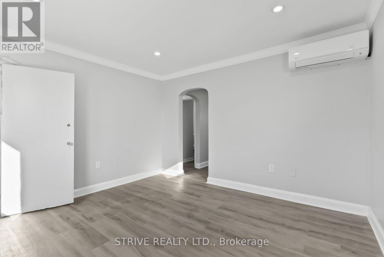 73 Central Park Boulevard N, Oshawa, Ontario  L1G 5Y4 - Photo 8 - E13135082