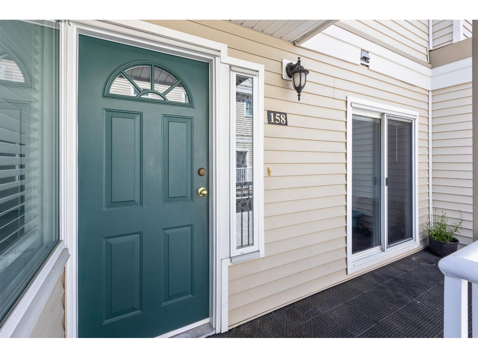 158 10077 156 Street, Surrey, British Columbia V3R 4L6 - Photo 9 - R3123354