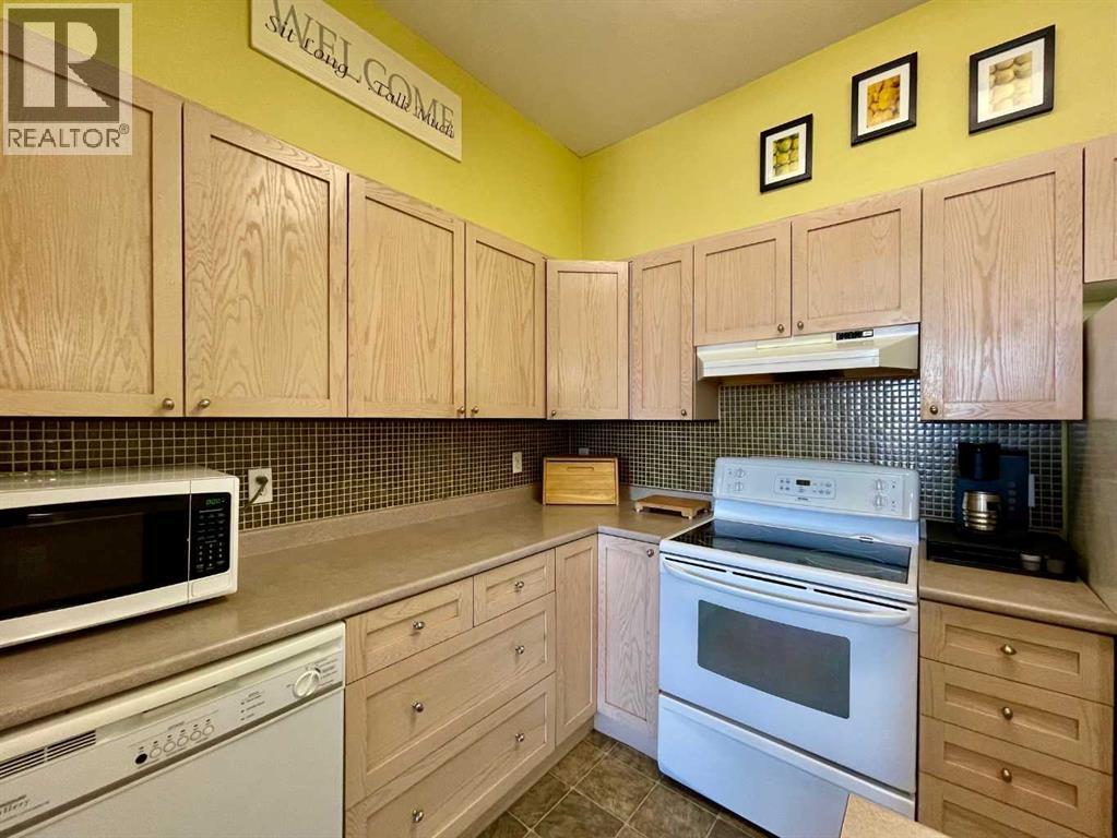 303, 1095 Timberline Drive, Fort Mcmurray, Alberta  T9K 1Y7 - Photo 3 - A2302783