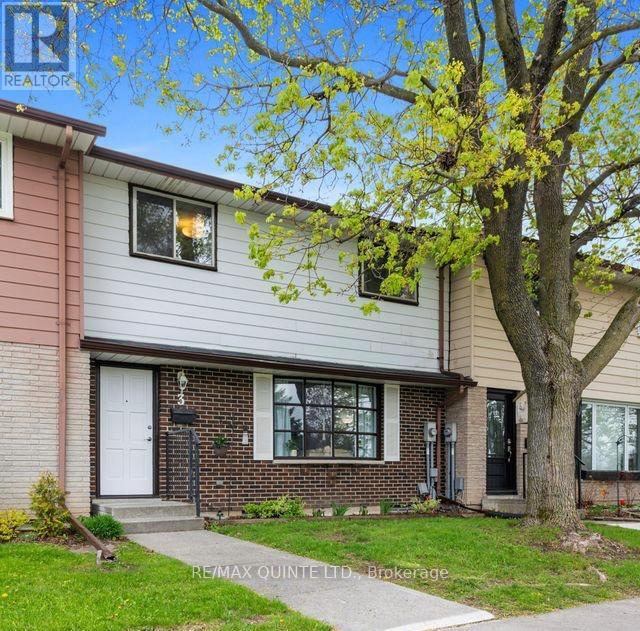 3 SPLINTER DRIVE, Greater Napanee, Ontario