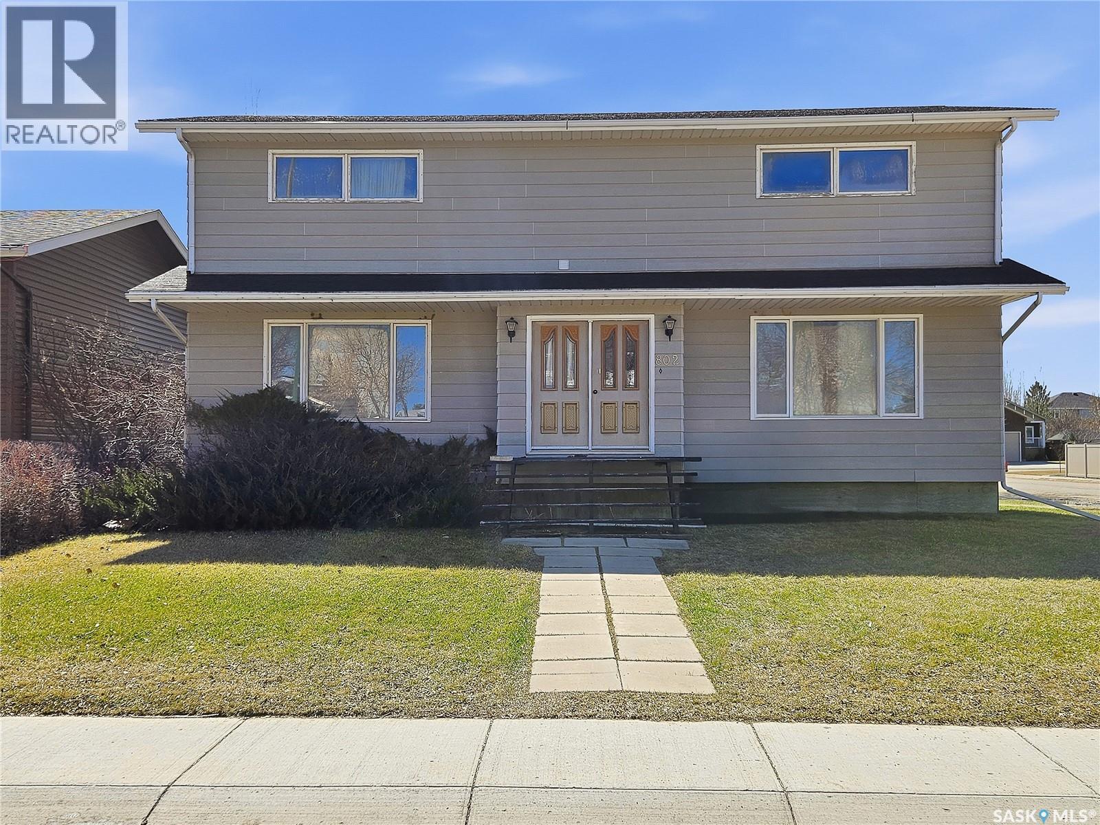802 Ridpath Road, Rosetown, Saskatchewan  S0L 2V0 - Photo 1 - SK035943
