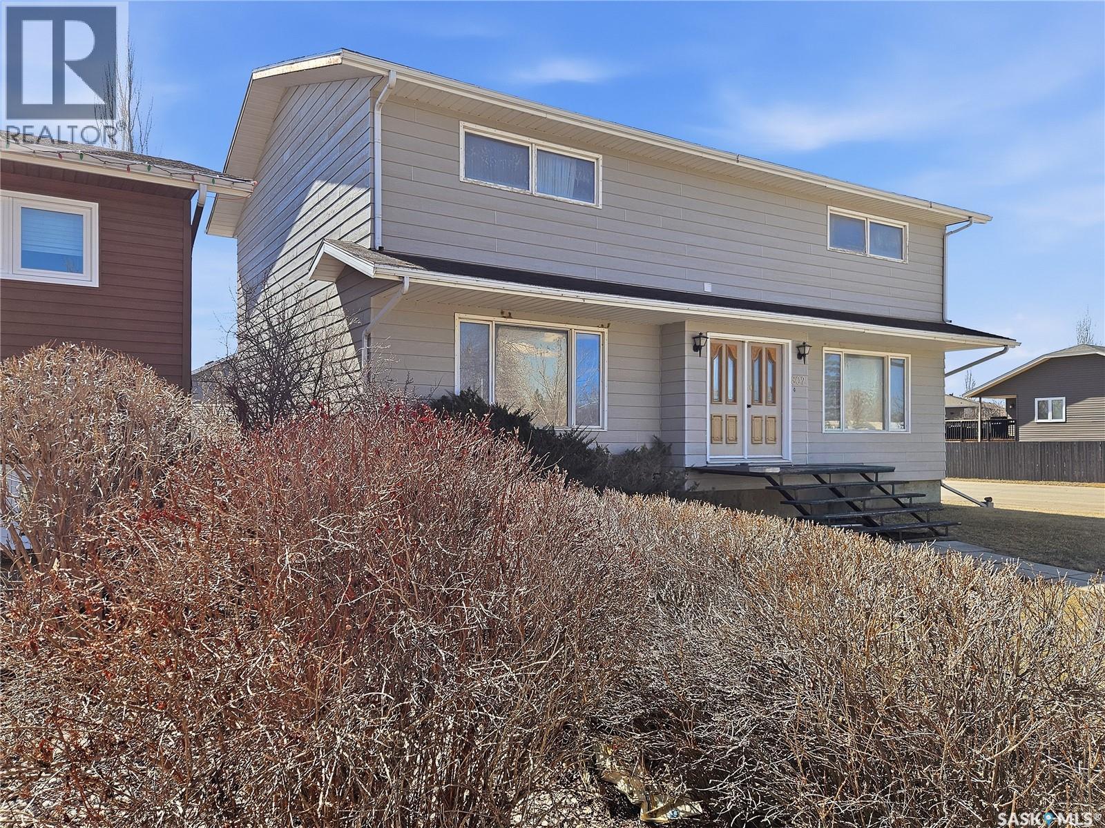 802 Ridpath Road, Rosetown, Saskatchewan  S0L 2V0 - Photo 11 - SK035943