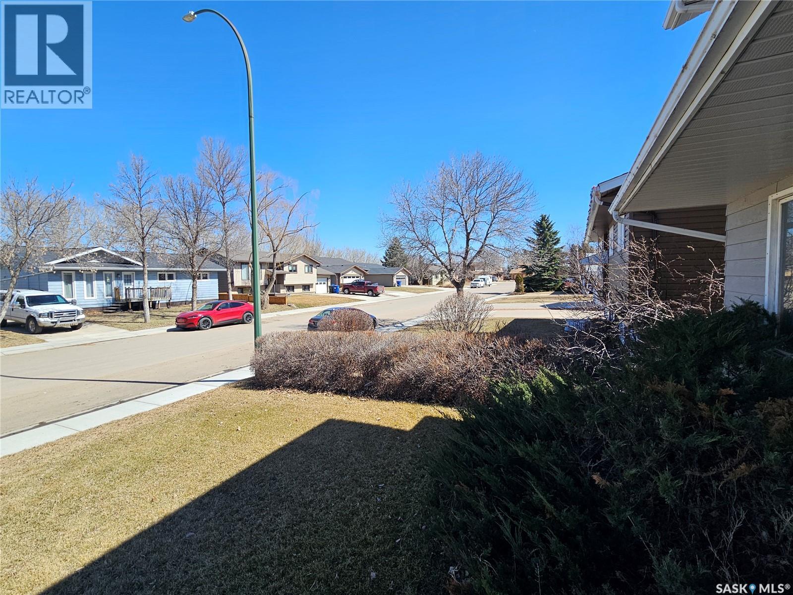 802 Ridpath Road, Rosetown, Saskatchewan  S0L 2V0 - Photo 13 - SK035943