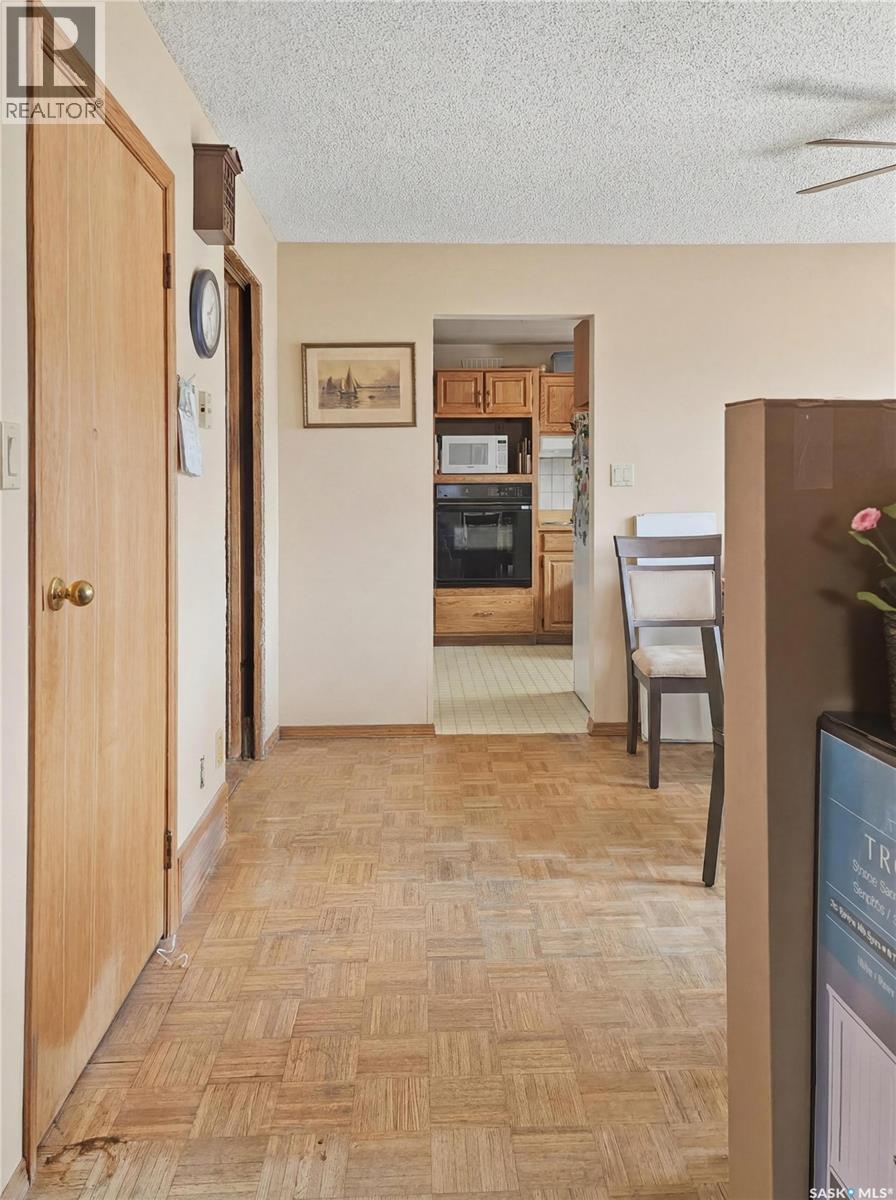 802 Ridpath Road, Rosetown, Saskatchewan  S0L 2V0 - Photo 15 - SK035943