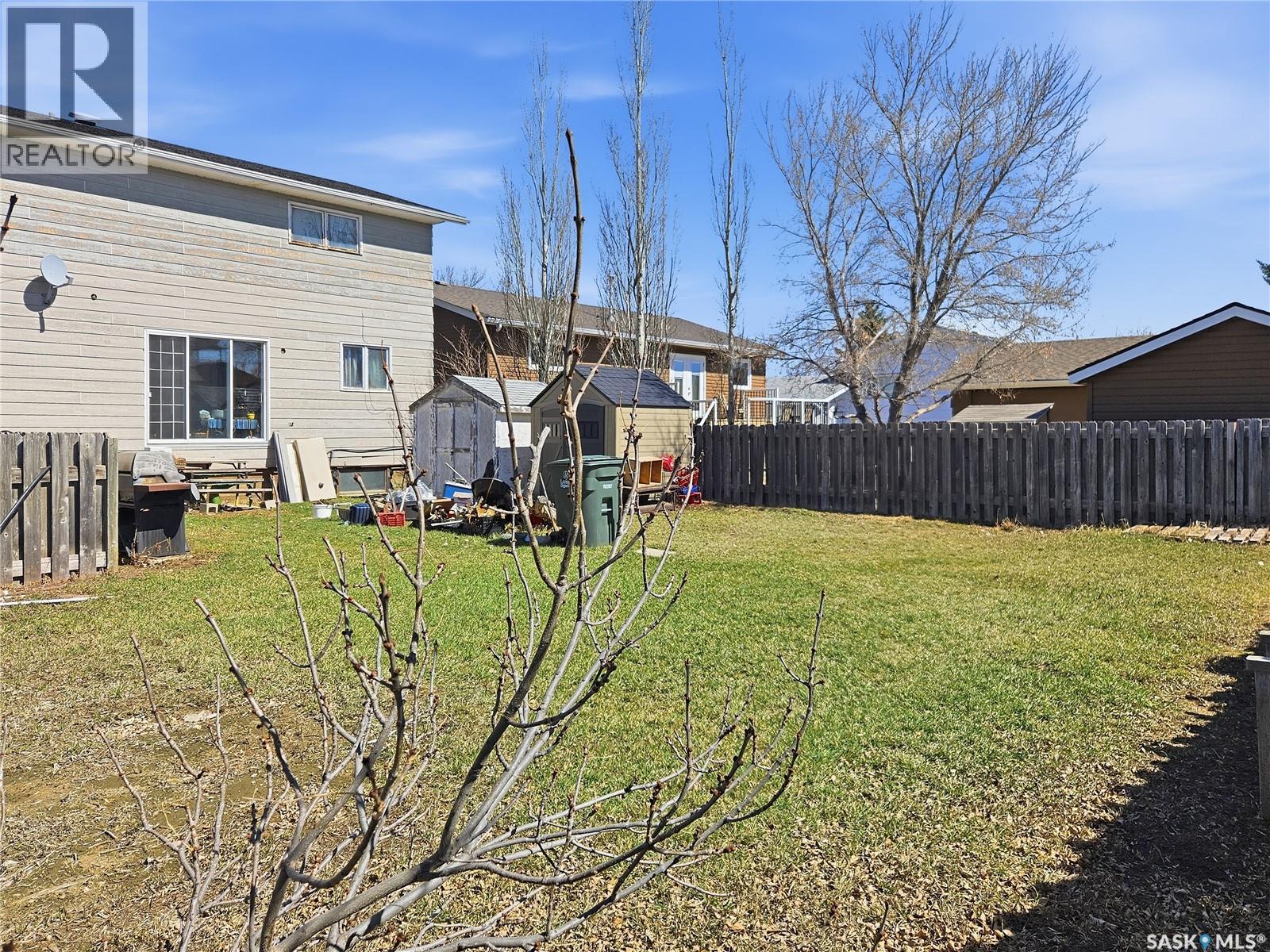 802 Ridpath Road, Rosetown, Saskatchewan  S0L 2V0 - Photo 9 - SK035943