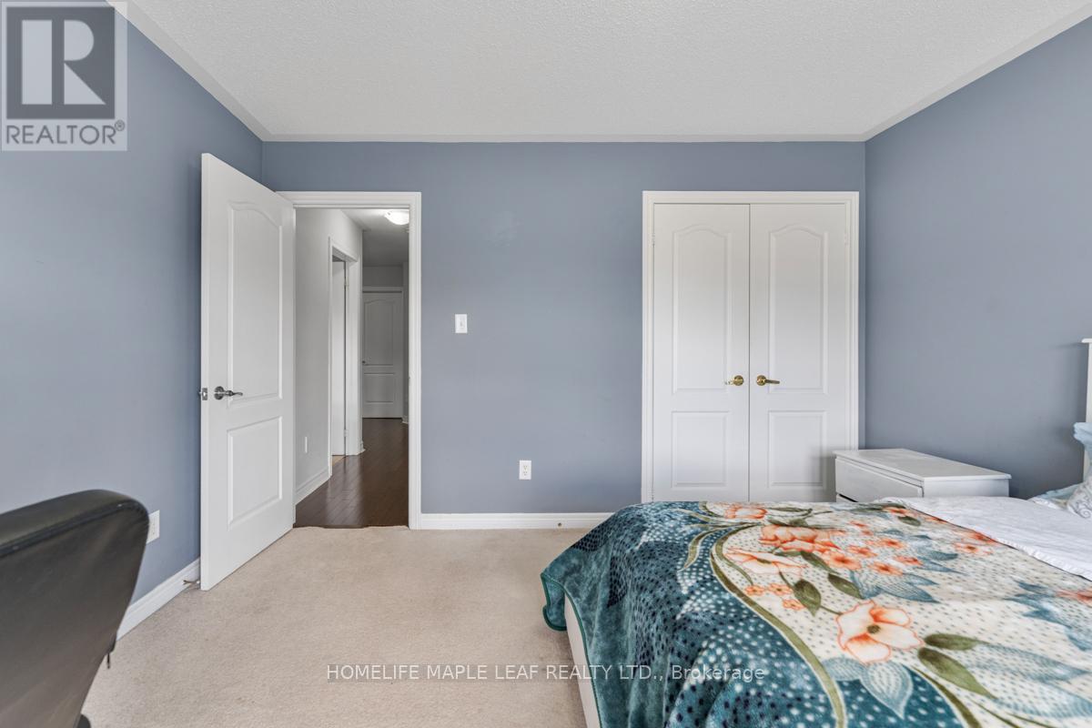 81 Abitibi Lake Drive, Brampton, Ontario  L6R 0V8 - Photo 17 - W13134650
