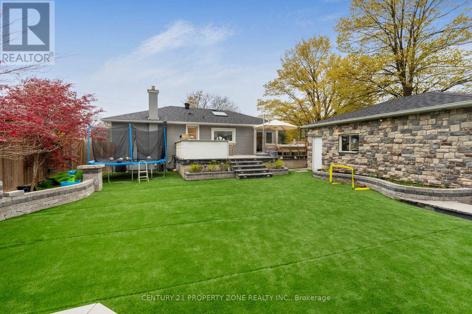547 Pinegrove Road, Oakville, Ontario  L6K 2C2 - Photo 38 - W13134668