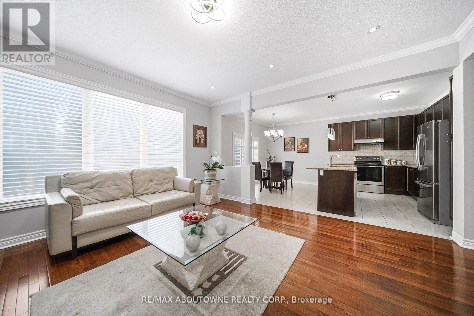 884 Stoutt Crescent, Milton, Ontario  L9T 7R1 - Photo 12 - W13134698