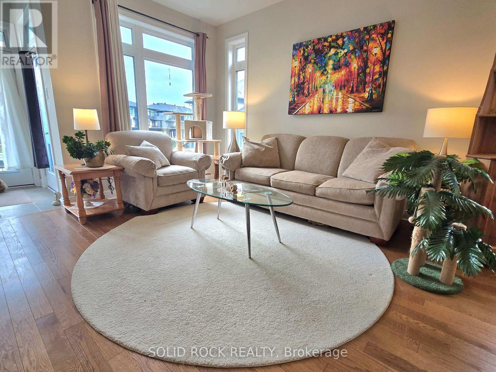 844 Ralph Hennessy Avenue, Ottawa, Ontario  K1X 0E4 - Photo 5 - X13135074