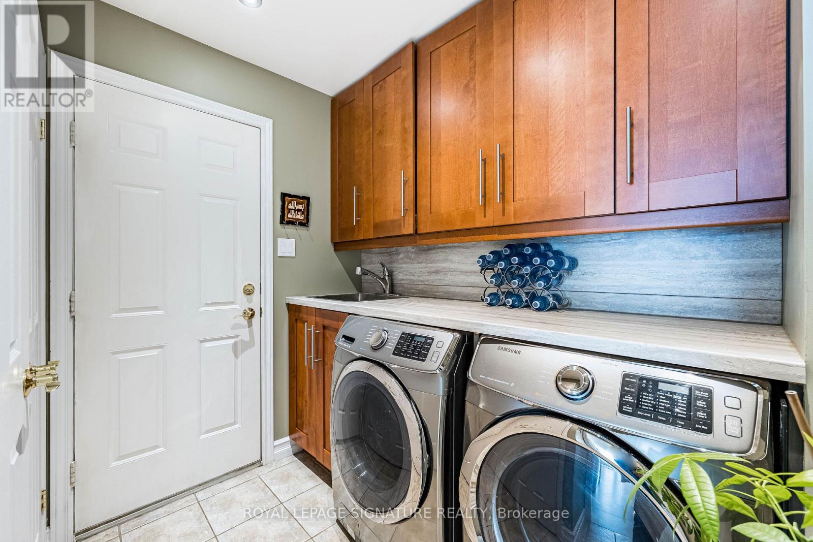 5571 Spangler Drive, Mississauga, Ontario  L5R 3M5 - Photo 12 - W13134812