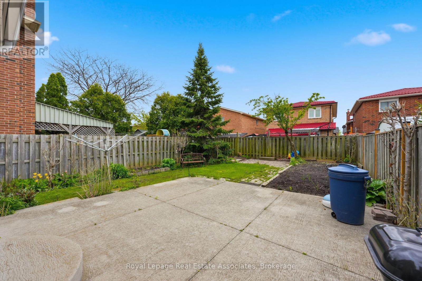 14 Beisel Court, Brampton, Ontario  L6Z 2R8 - Photo 37 - W13134940