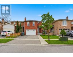 14 BEISEL COURT, Brampton, Ontario