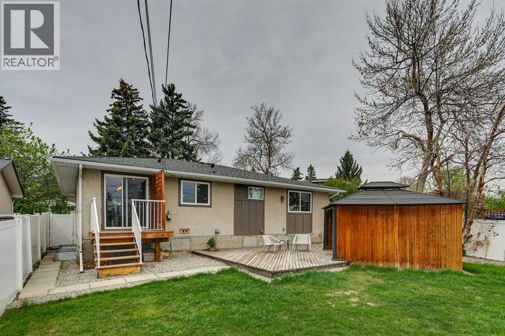 7116 Hunterwood Road Nw, Calgary, Alberta  T2K 4J6 - Photo 35 - A2311232
