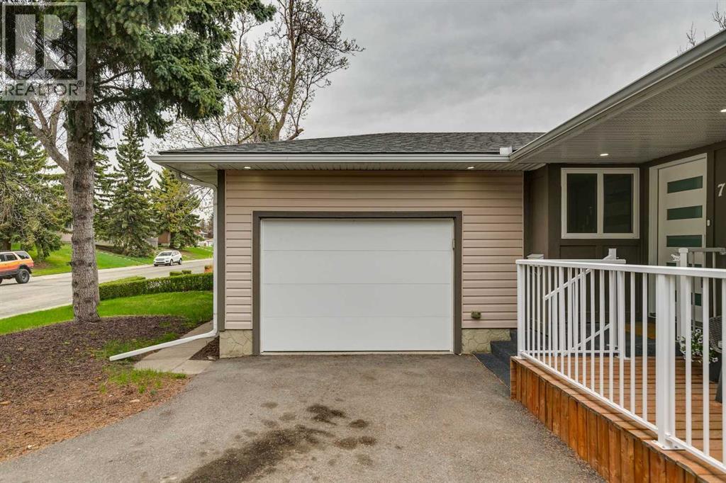 7116 Hunterwood Road Nw, Calgary, Alberta  T2K 4J6 - Photo 41 - A2311232