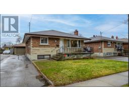 MAIN - 203 CROMWELL AVENUE, Oshawa, Ontario