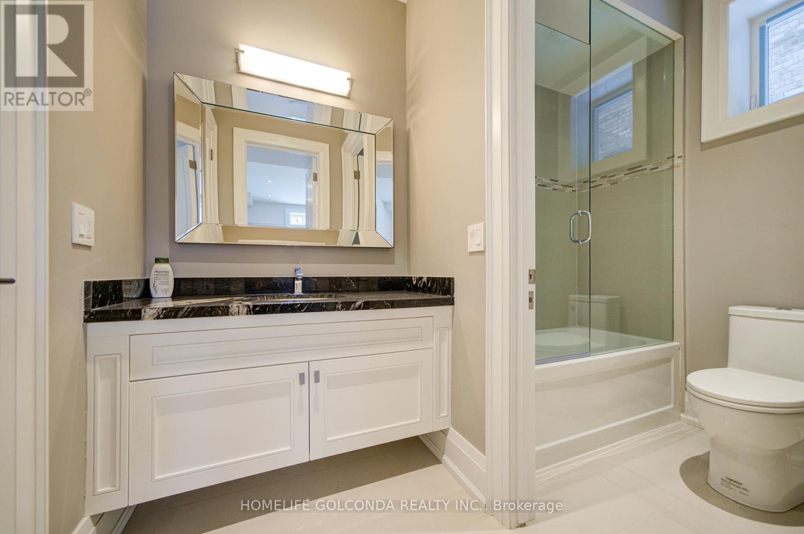 57 Roosevelt Drive, Richmond Hill, Ontario  L4C 6V2 - Photo 47 - N12858966