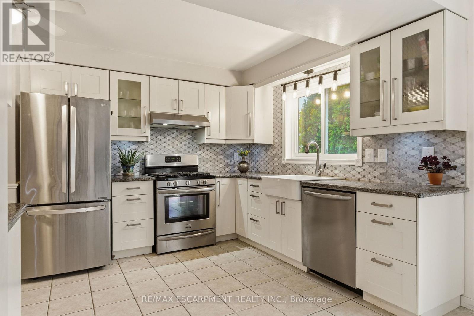 17 Piper Place, Haldimand, Ontario  N3W 1G9 - Photo 15 - X13134718