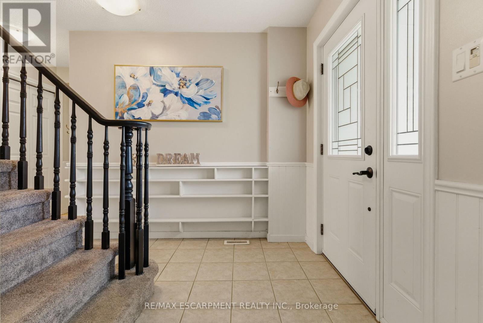 17 Piper Place, Haldimand, Ontario  N3W 1G9 - Photo 5 - X13134718