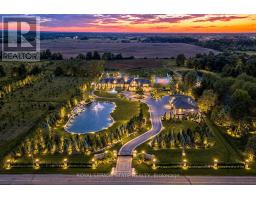 1272 FIDDLERS GREEN ROAD, Hamilton, Ontario