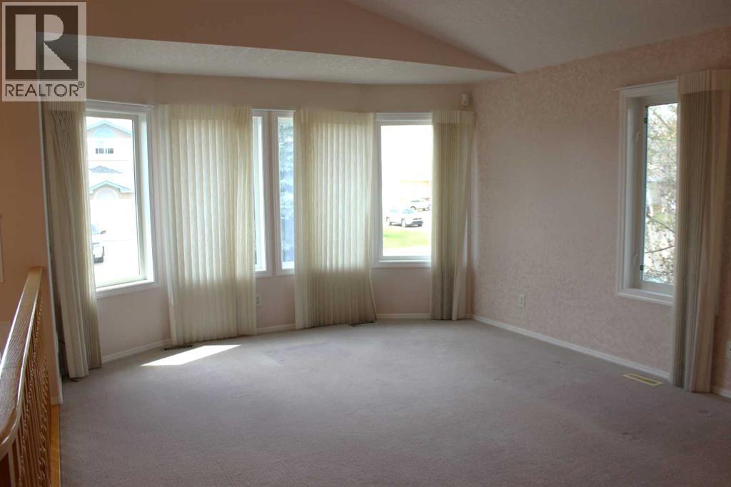 71 Park Place W, Brooks, Alberta  T1R 1G6 - Photo 8 - A2308403