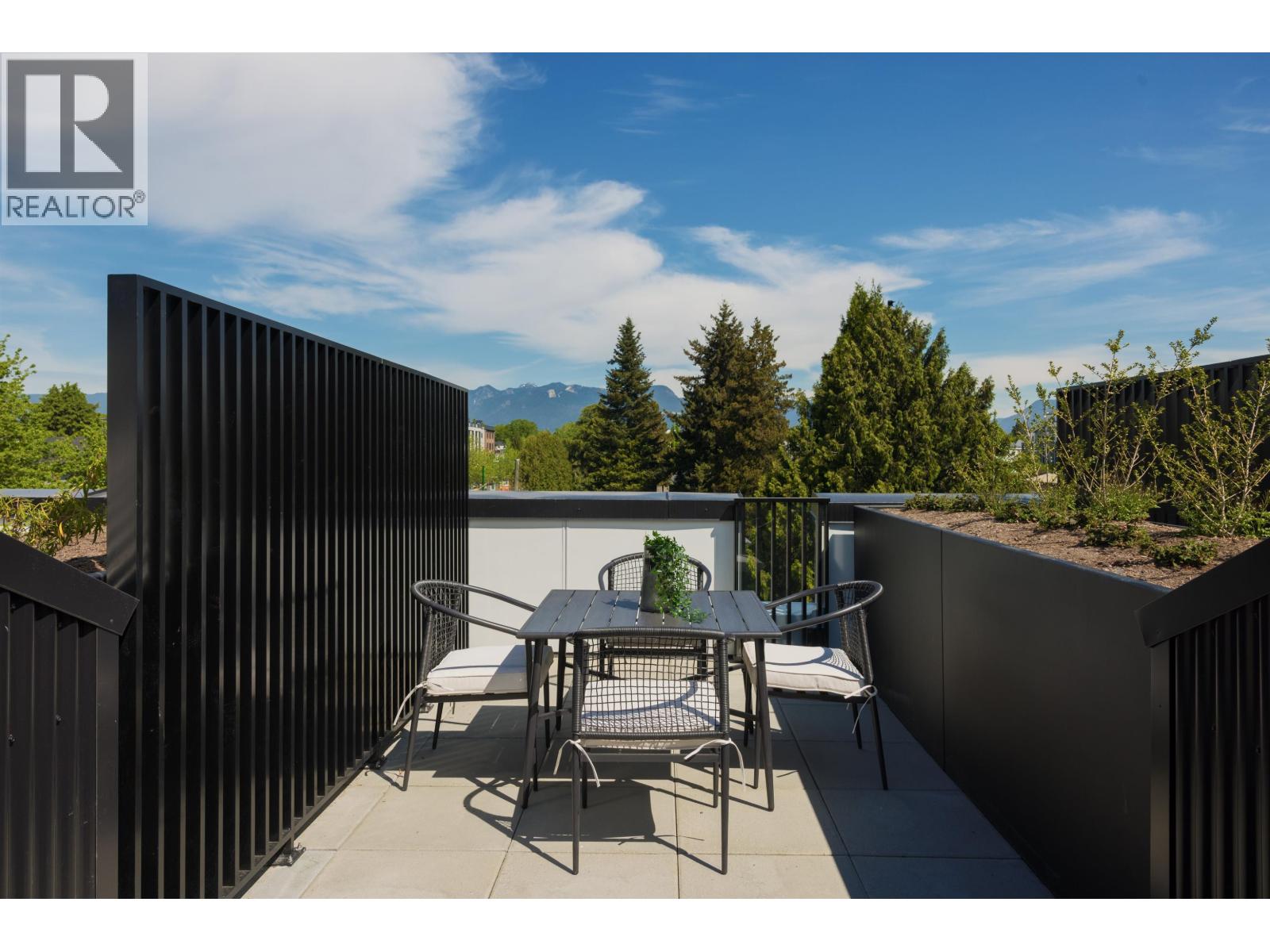 2408 E 12th Avenue, Vancouver, British Columbia  V5N 0E3 - Photo 14 - R3124148