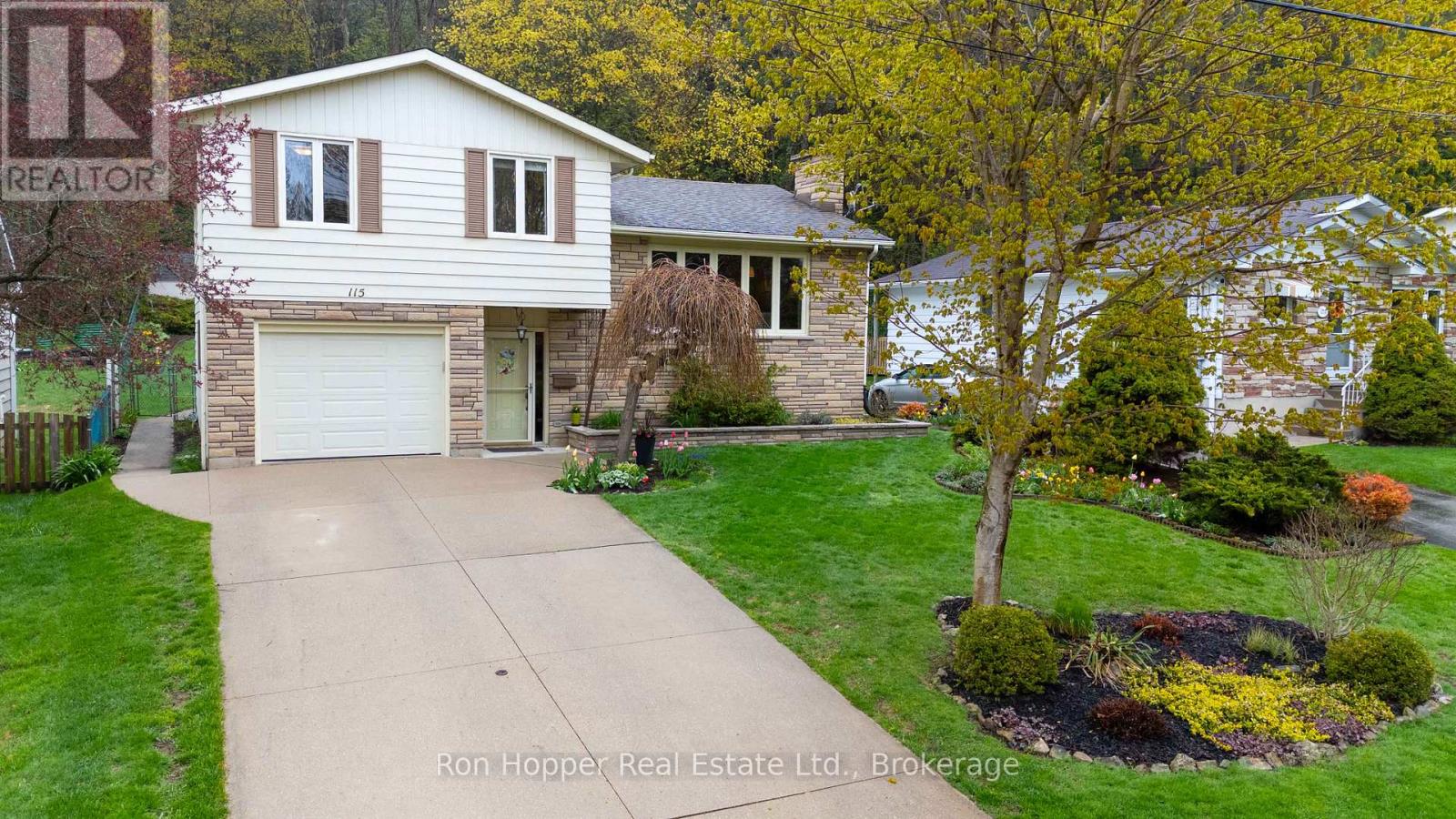 115 7TH AVENUE E, Owen Sound, Ontario