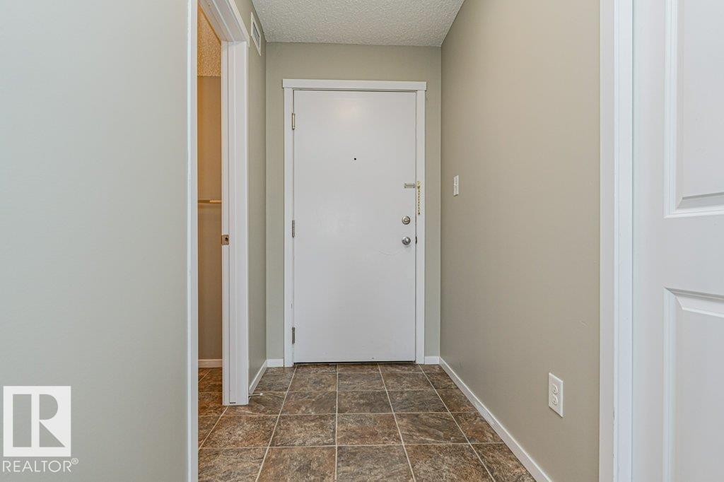 #305 18126 77 St Nw, Edmonton, Alberta  T5Z 0N7 - Photo 2 - E4488038