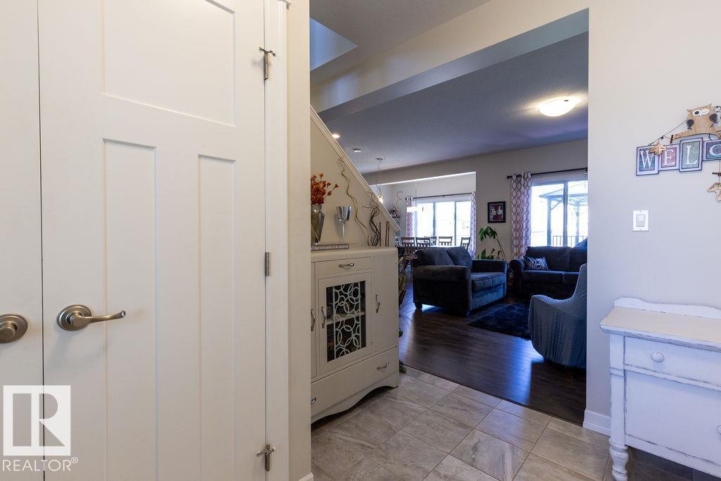 14207 138 St Nw Nw, Edmonton, Alberta  T6V 0L6 - Photo 3 - E4488040