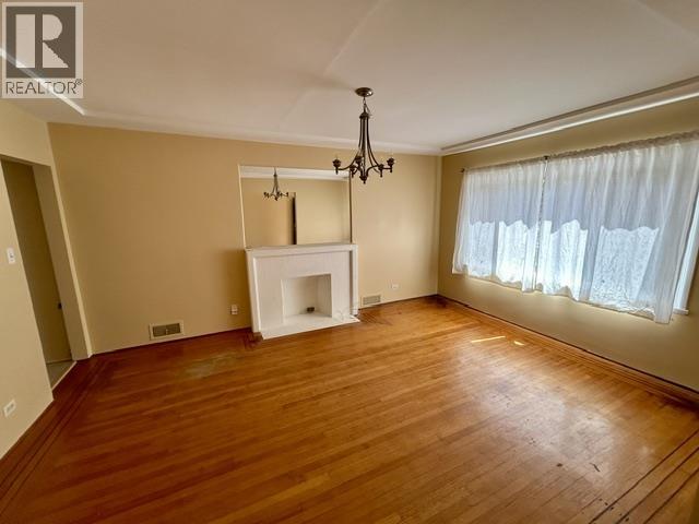 4207 W 15th Street, Vancouver, British Columbia  V6R 3A7 - Photo 3 - R3124152
