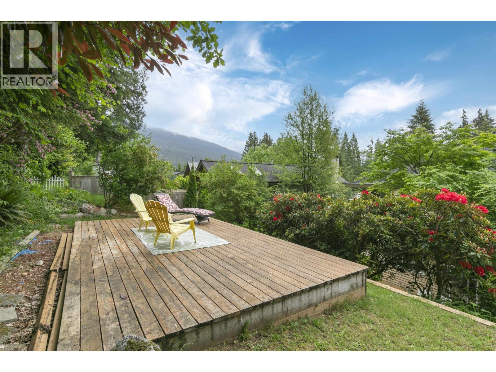 1659 Deep Cove Road, North Vancouver, British Columbia  V7G 1S4 - Photo 27 - R3124195