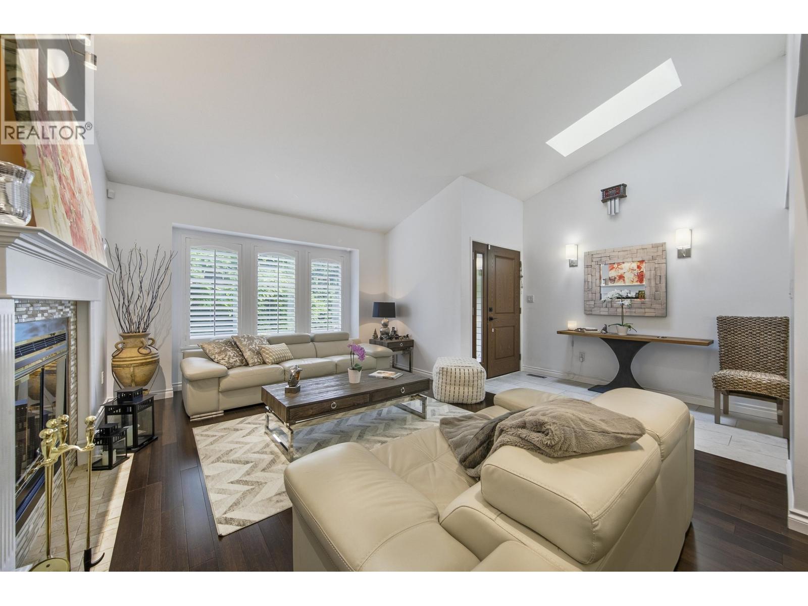 1659 Deep Cove Road, North Vancouver, British Columbia  V7G 1S4 - Photo 4 - R3124195