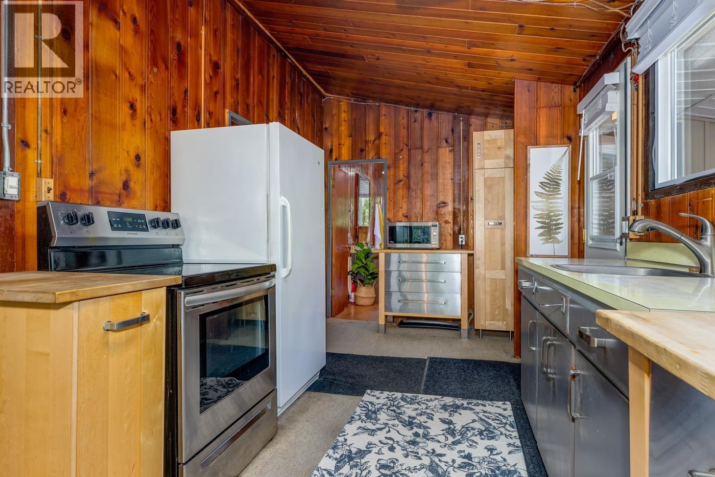 10009 Paradise Valley Road, Squamish, British Columbia  V0N 1H0 - Photo 10 - R3124212