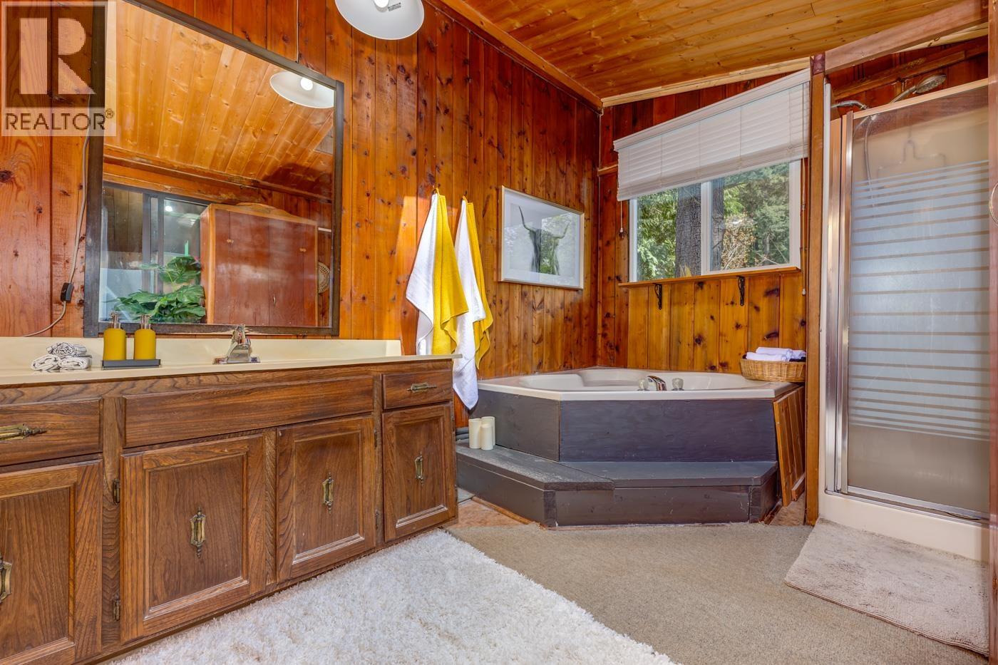 10009 Paradise Valley Road, Squamish, British Columbia  V0N 1H0 - Photo 13 - R3124212