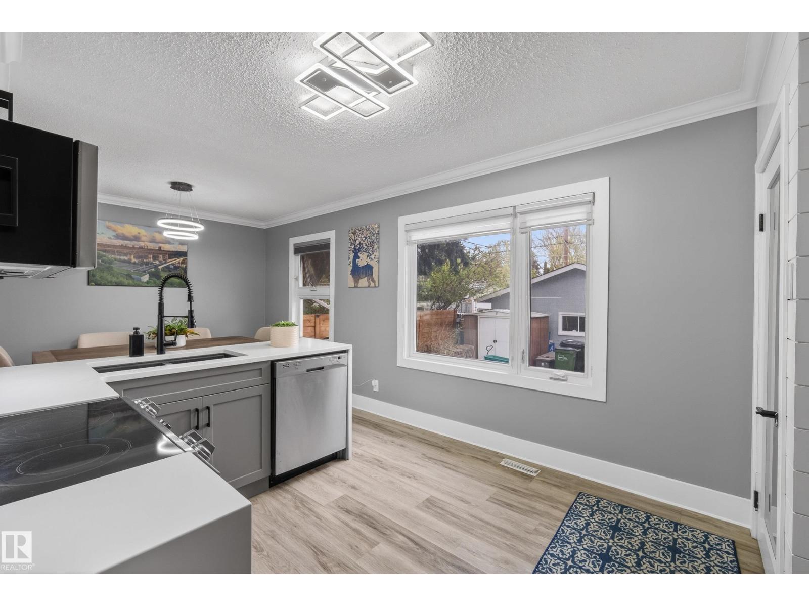9344 63 Av Nw, Edmonton, Alberta  T6E 0G4 - Photo 15 - E4488041