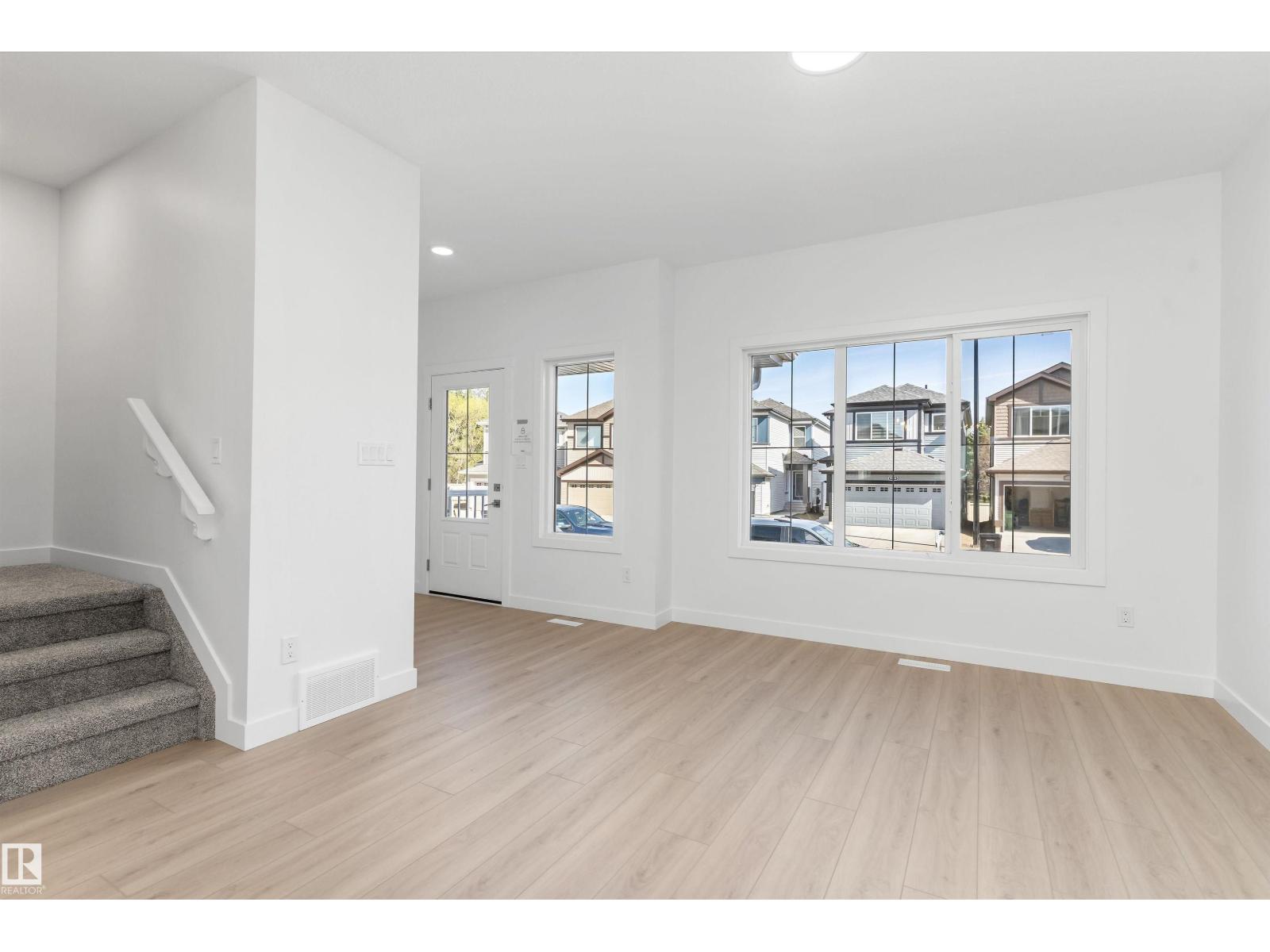20615 43 Av Nw, Edmonton, Alberta  T6M 3E3 - Photo 3 - E4488044