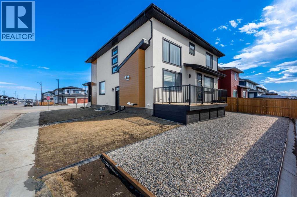 1001 Waterford Drive SE, Chestermere, Alberta  T1X 2T7 - Photo 47 - A2302267