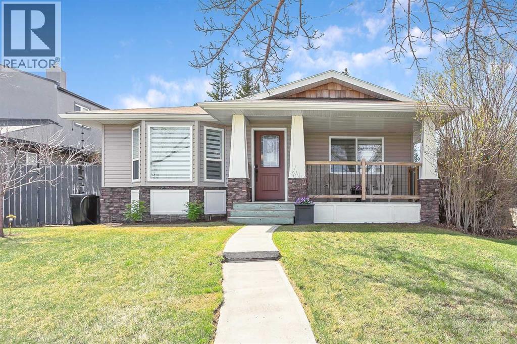 95 Hillgrove Crescent SW, Calgary, Alberta